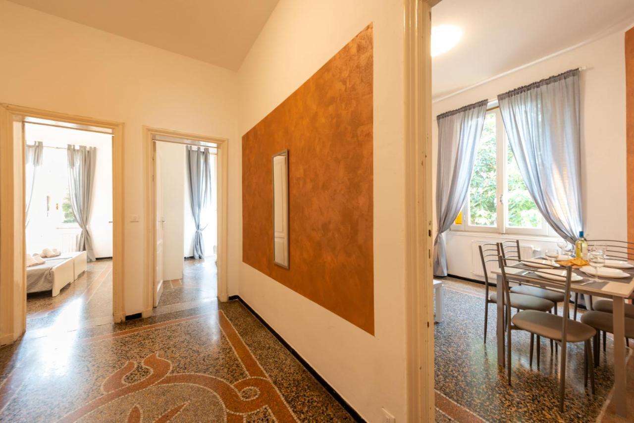 Casa Giovanna - Centrale Vista Porto Carlo Riva ラッパロ エクステリア 写真