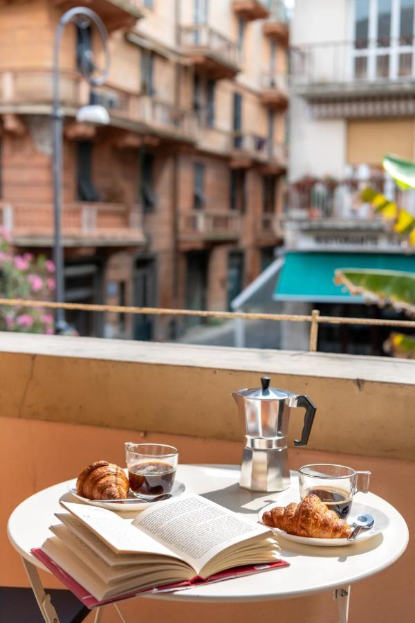 Casa Giovanna - Centrale Vista Porto Carlo Riva ラッパロ エクステリア 写真
